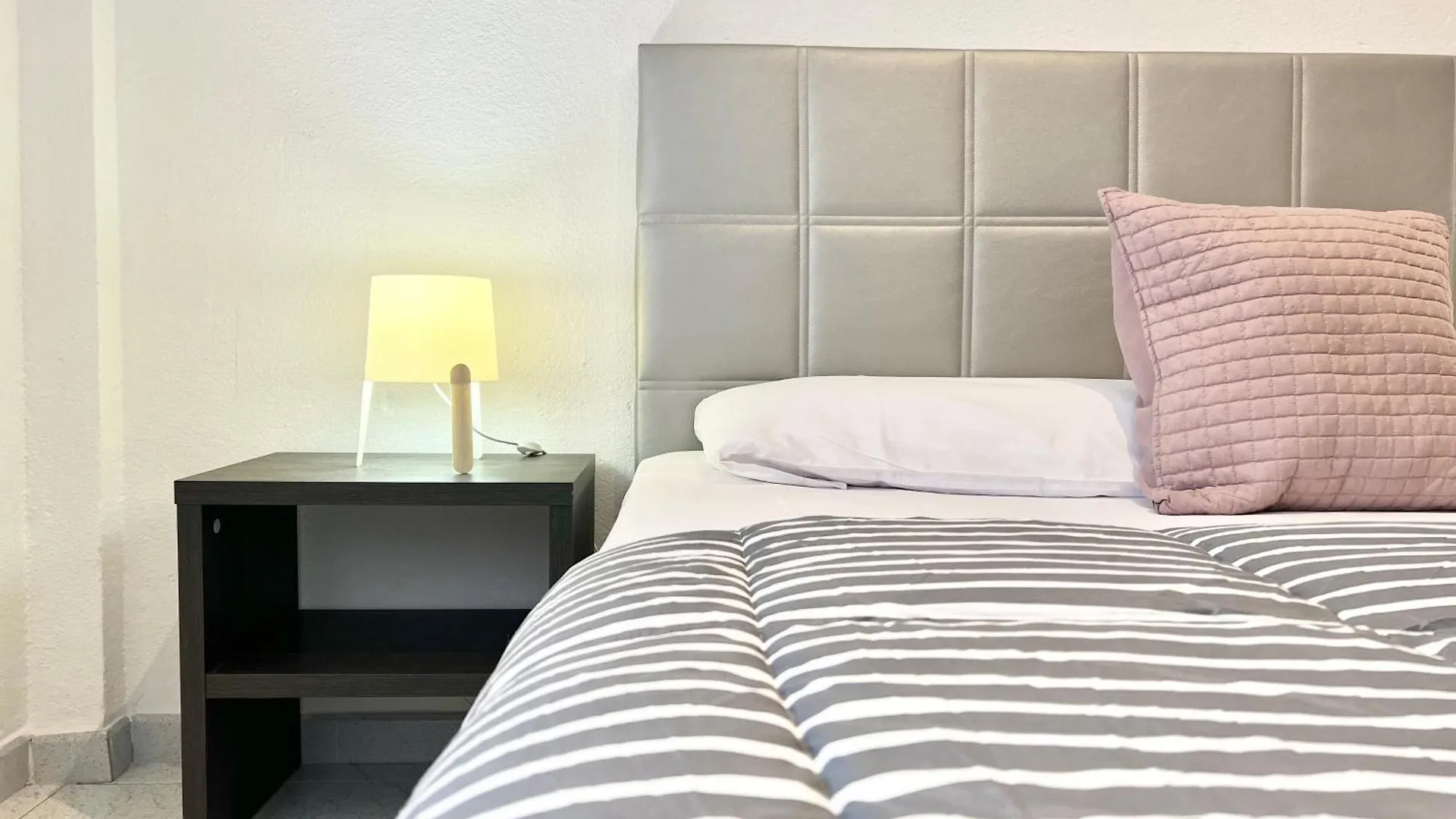Daire Apartamentos Zaragoza Salou İspanya
