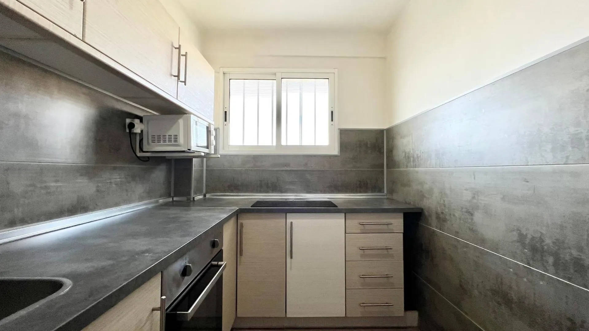 Apartamentos Zaragoza Salou Daire
